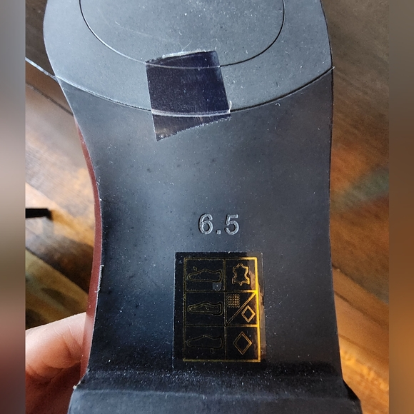 Brand New-Classic Rich Brown Loafers w/ Gold Riding Buckles!!🤠⭐️🤠 - Picture 9 of 10